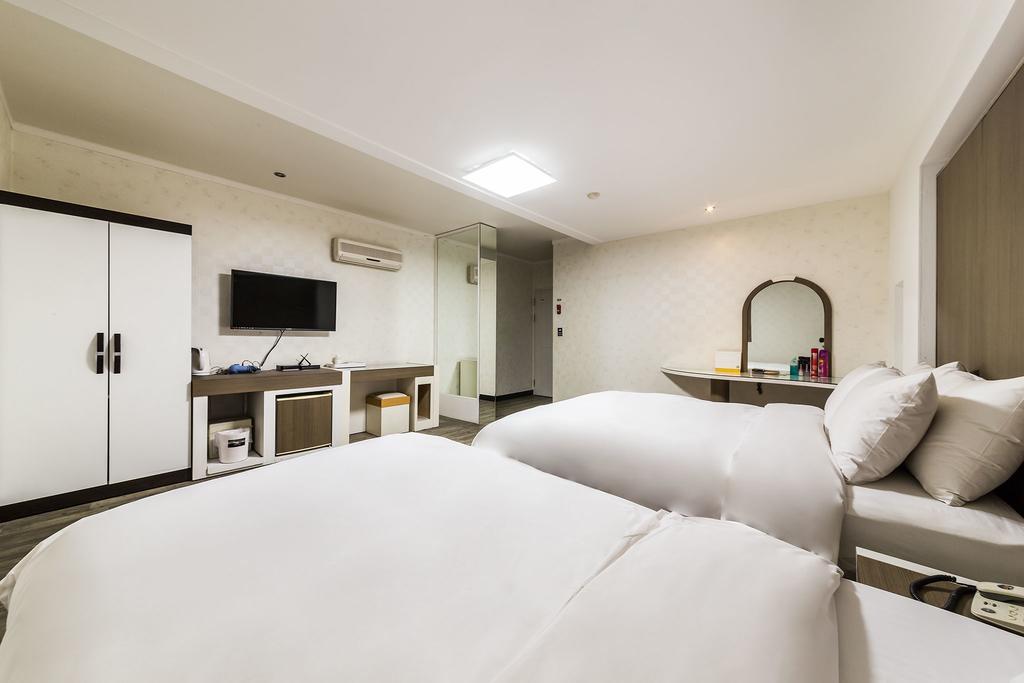 Hotel Tate Сувон Екстериор снимка