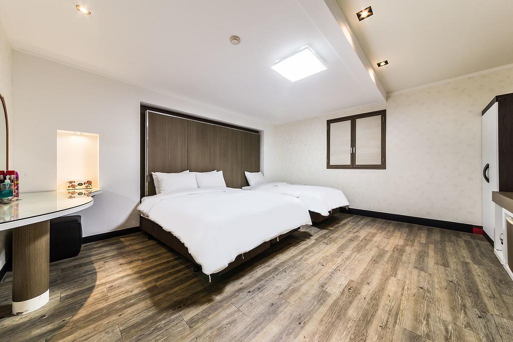 Hotel Tate Сувон Екстериор снимка