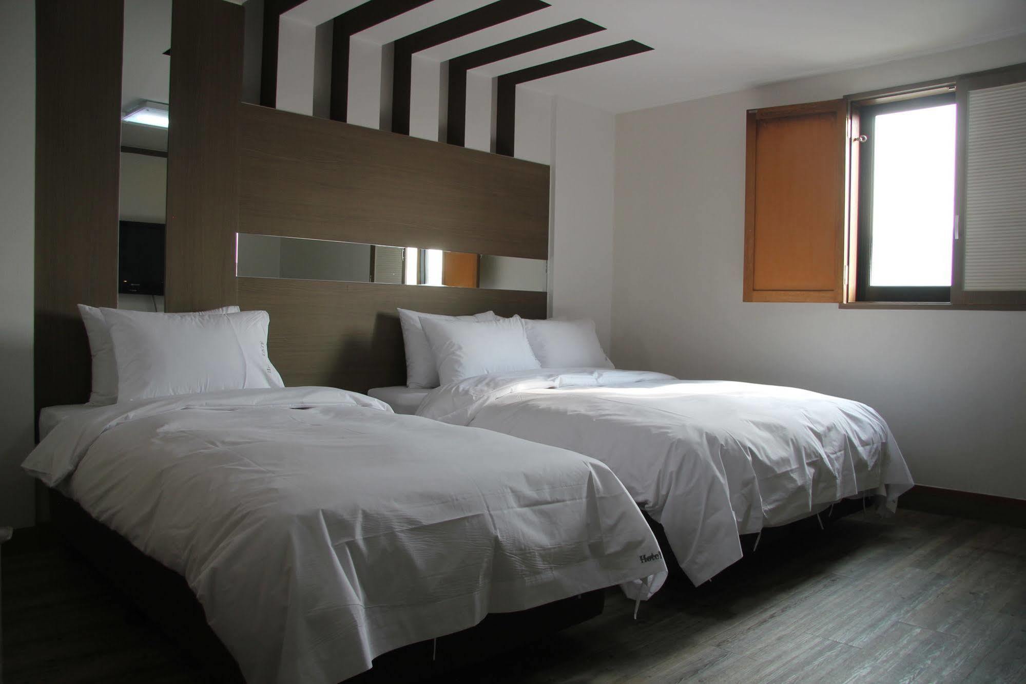 Hotel Tate Сувон Екстериор снимка