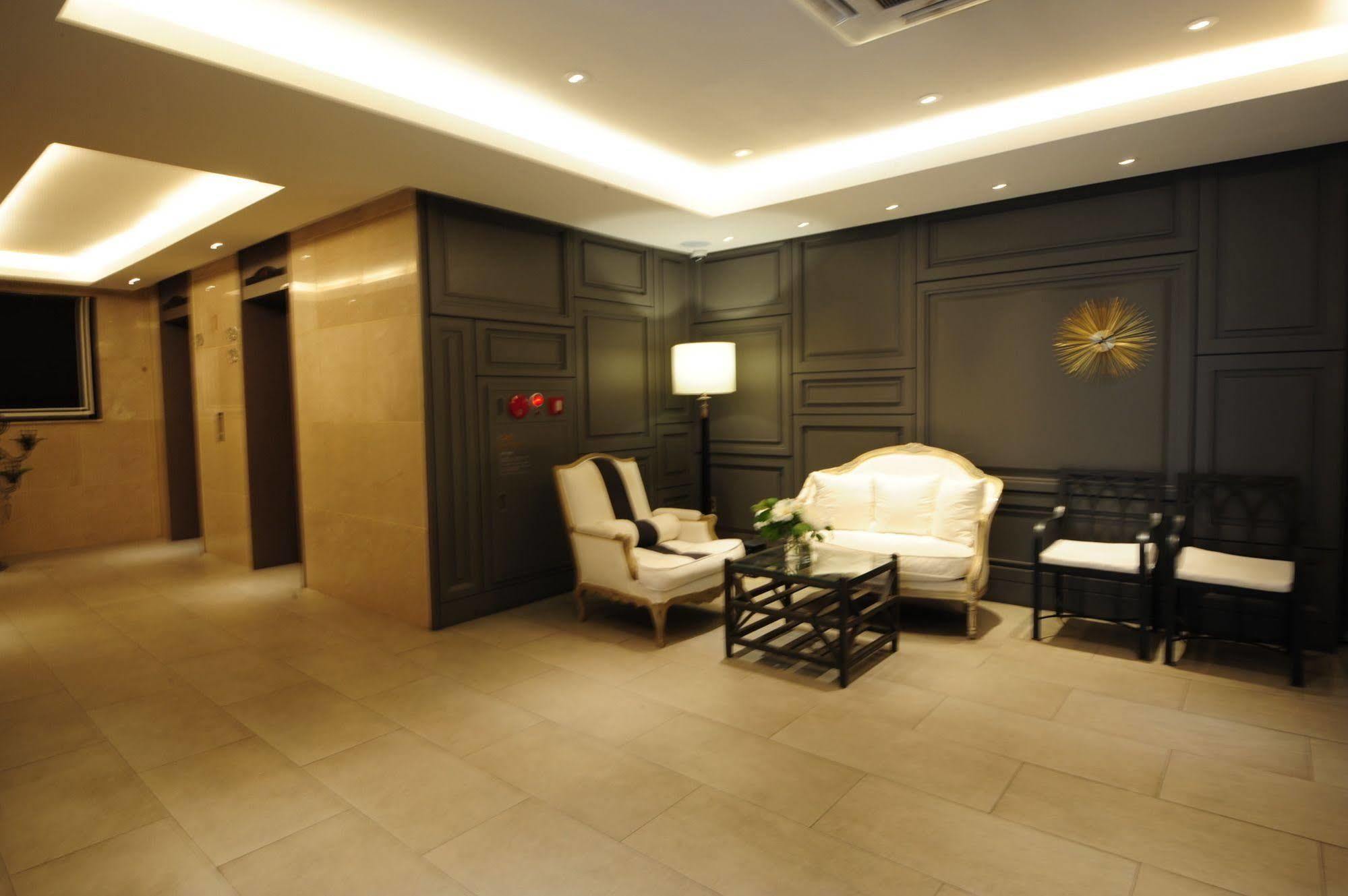 Hotel Tate Сувон Екстериор снимка